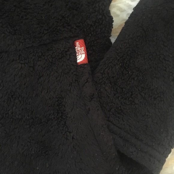 Fuzzy North Face Quarter Zip Pullover - Picture 2 of 4